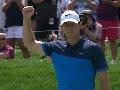 Rory McIlroy holes an impressive putt for birdie at the Memorial