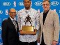 Kawhi Leonard Wins 2016 NBA Defensive Player of the Year Award Kawhi Leonard Wins 2016 NBA Defensive Player of the Year Award