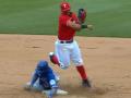 Blue Jays, Rangers get into wild melee Blue Jays, Rangers get into wild melee