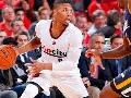 Damian Lillard Scores 39 in Opening Night Win Damian Lillard Scores 39 in Opening Night Win