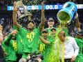 Elite Eight: Oregon thumps Kansas Elite Eight: Oregon thumps Kansas